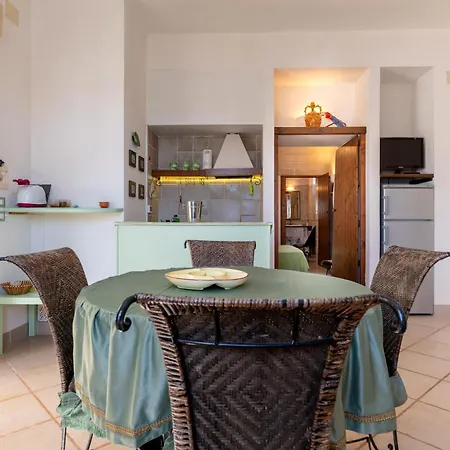 Trulli Deluxe Вилла *